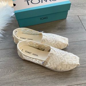 NEW Toms Alpargata size 7.5